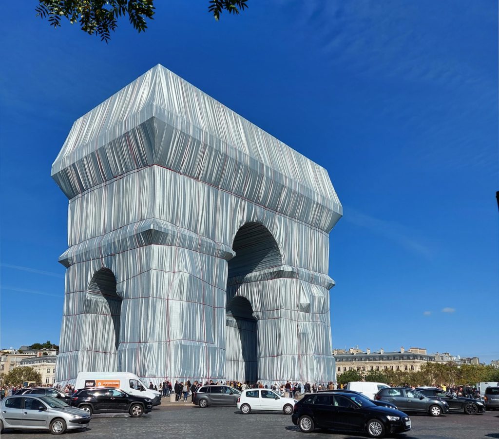 Triumfbagen av Christo och Jeanne-Claude 2021